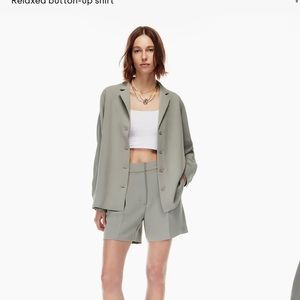 Aritzia freeform shirt in size M (more of a green/aqua in person)